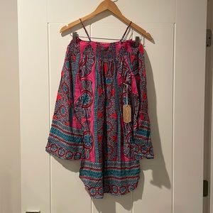 Green Dragon off the shoulder top NWT